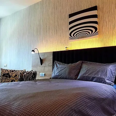 Klcc Luxurious 2 Floors Homestay 5Br For 15Pax Kuala Lumpur Exterior photo