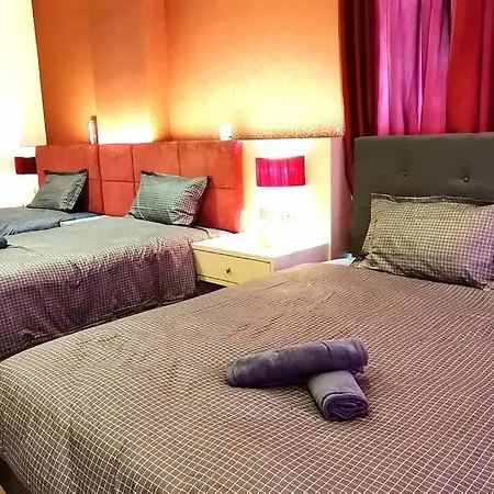 Klcc Luxurious 2 Floors Homestay 5Br For 15Pax Kuala Lumpur Exterior photo
