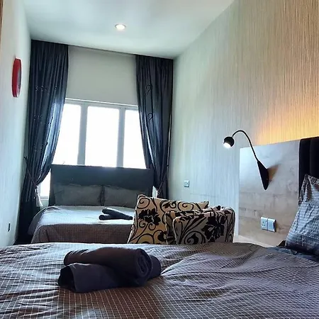 Klcc Luxurious 2 Floors Homestay 5Br For 15Pax Kuala Lumpur Exterior photo
