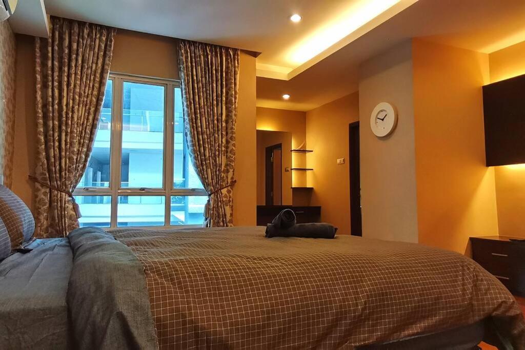Klcc Luxurious 2 Floors 5br For 15pax Apartment Kuala Lumpur